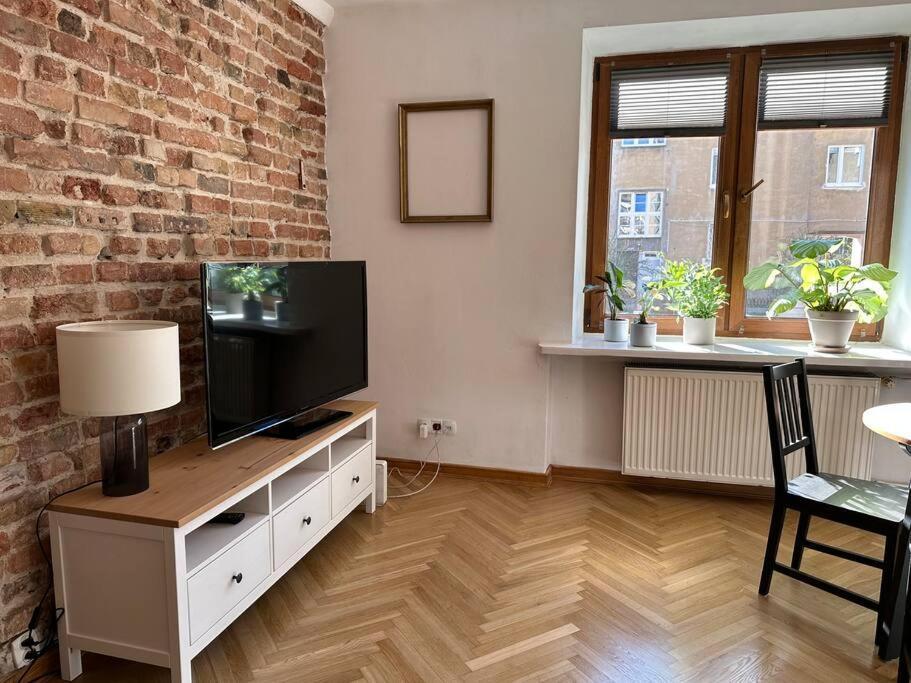 Apartamento Stary Mokotow, Z Ogrodkiem Varsovia Exterior foto
