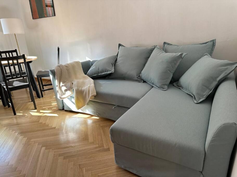 Apartamento Stary Mokotow, Z Ogrodkiem Varsovia Exterior foto