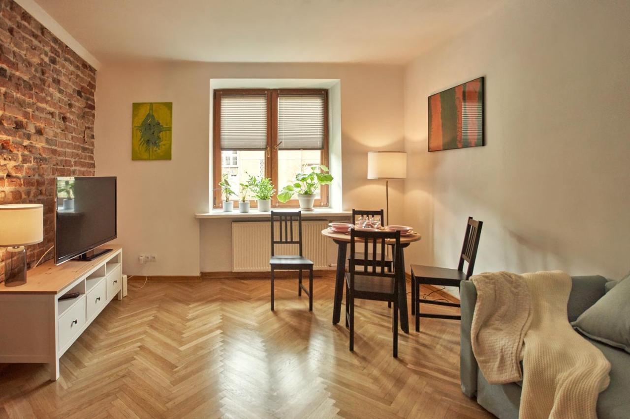 Apartamento Stary Mokotow, Z Ogrodkiem Varsovia Exterior foto