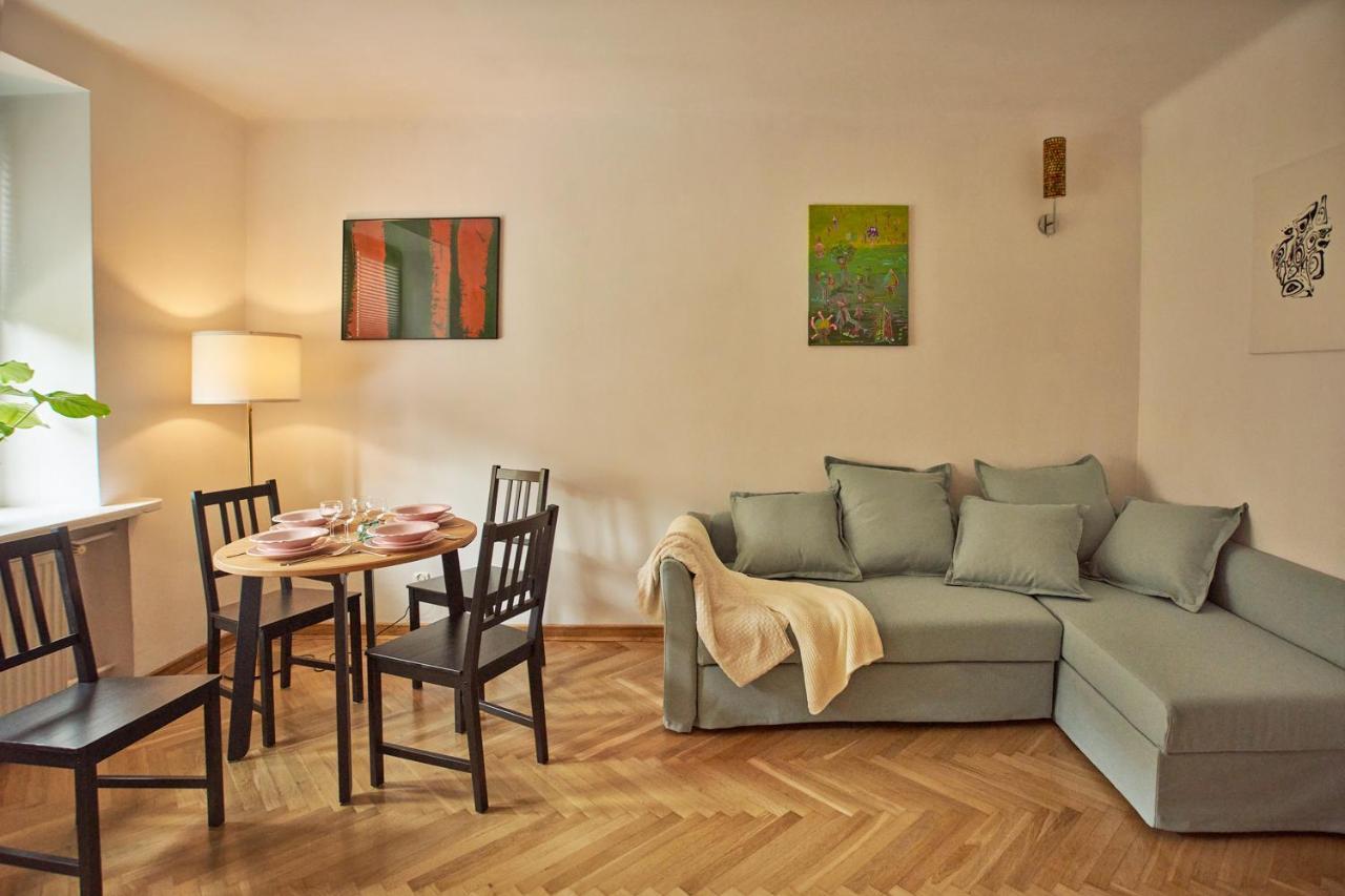 Apartamento Stary Mokotow, Z Ogrodkiem Varsovia Exterior foto